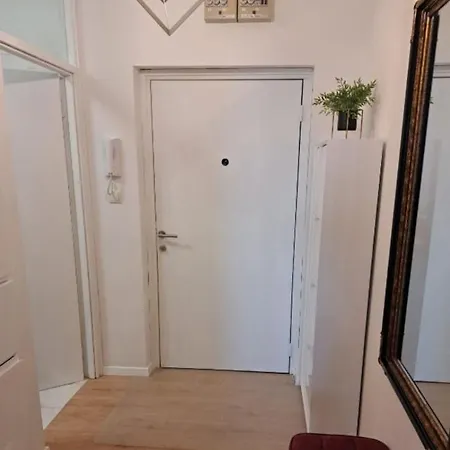 Etagenwohnung Sara Apartman *