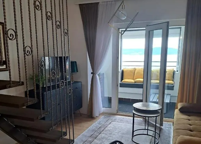 Etagenwohnung Sara Apartament Novi Vinodolski